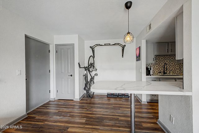 200 E SOUTHERN Avenue 334, Tempe, AZ 85282