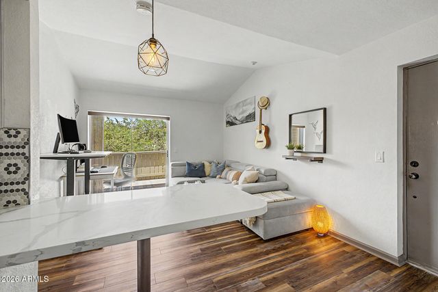 200 E SOUTHERN Avenue 334, Tempe, AZ 85282