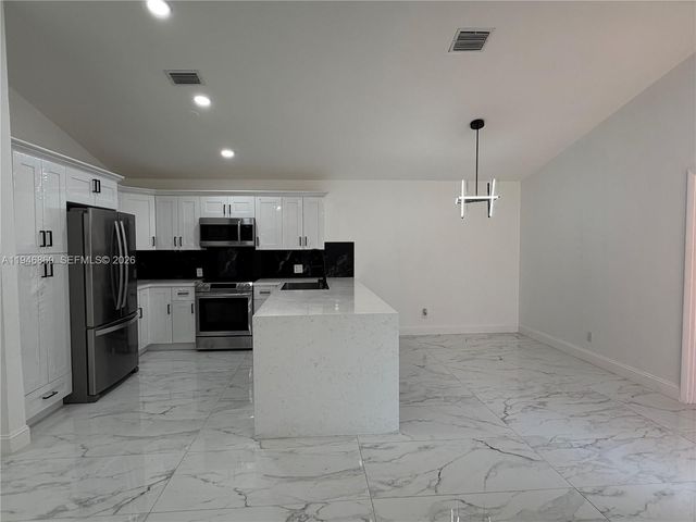 2421 SW 84th Terrace, Miramar, FL 33025