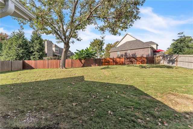 3244 Hearthstone Drive, Springdale, AR 72764