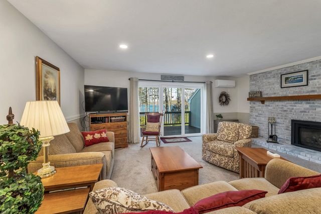 39 Harbor Way Unit 19, Wolfeboro, NH 03894