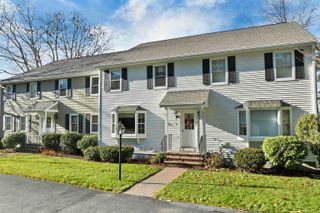 39 Harbor Way Unit 19, Wolfeboro, NH 03894