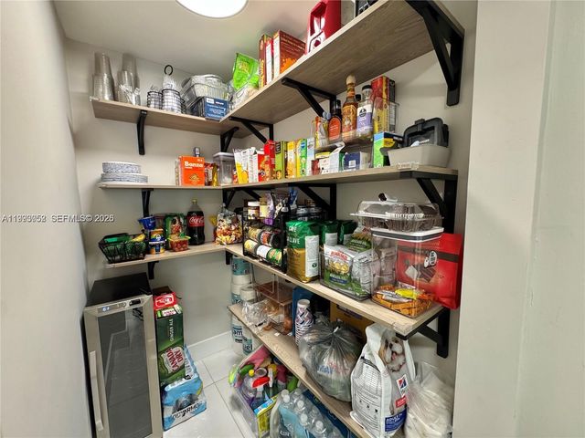 1490 NW 113th Way, Pembroke Pines, FL 33026