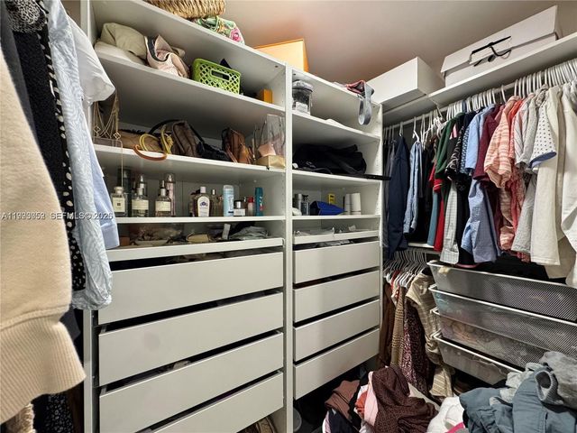 1490 NW 113th Way, Pembroke Pines, FL 33026