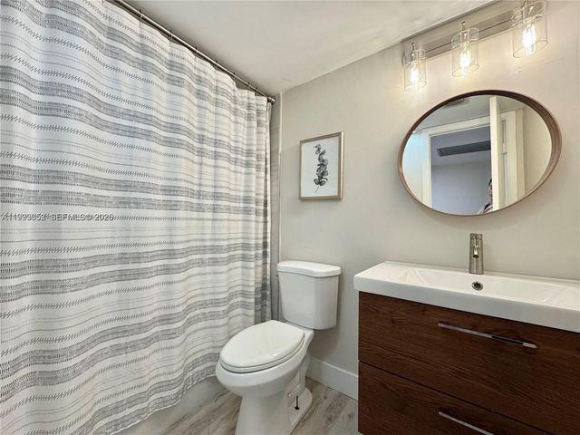 1490 NW 113th Way, Pembroke Pines, FL 33026