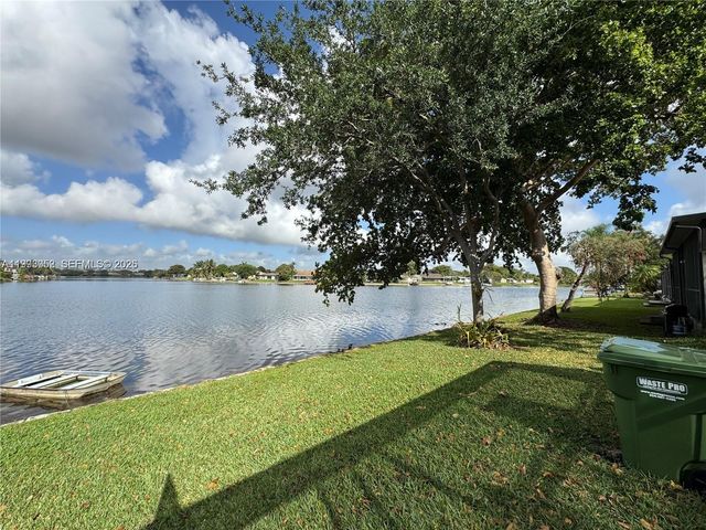 1490 NW 113th Way, Pembroke Pines, FL 33026