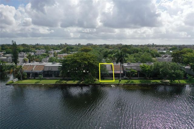 1490 NW 113th Way, Pembroke Pines, FL 33026