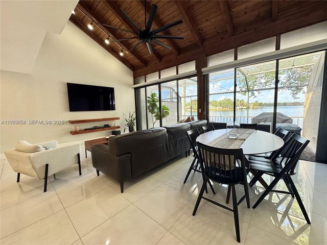 1490 NW 113th Way, Pembroke Pines, FL 33026