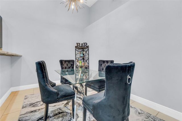 3003 La Mirage 3003, Lauderhill, FL 33319