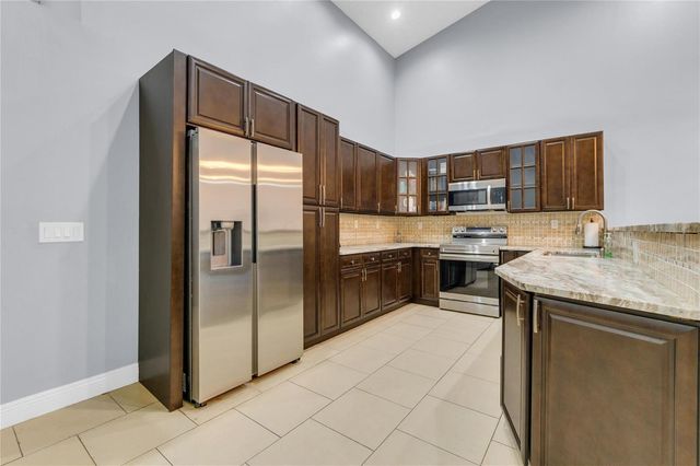 3003 La Mirage 3003, Lauderhill, FL 33319