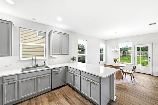 330 Gina DR, Kyle, TX 78640