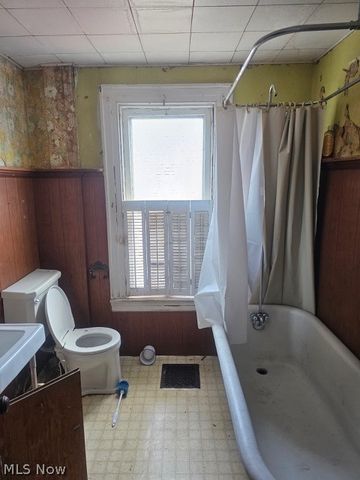 2149 E 31st Street, Lorain, OH 44055