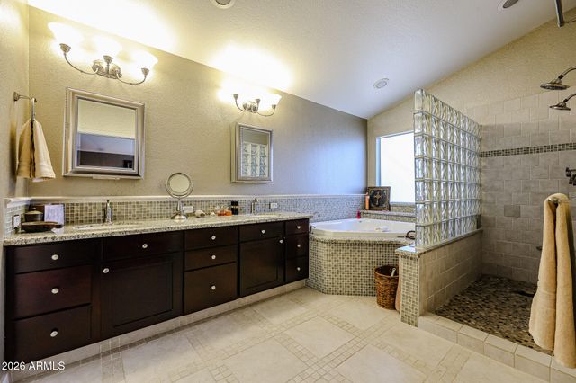 16429 S 33RD Street, Phoenix, AZ 85048