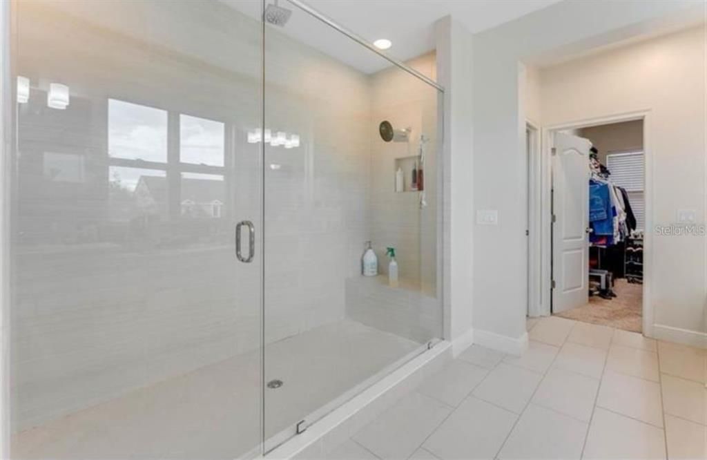 Image 15 of property listing at 7211 STILL POND LANE, Windermere, FL 34786