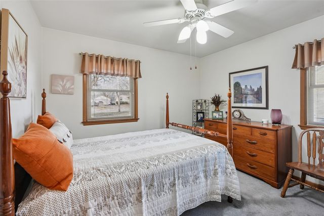 1512 Highview Drive, Des Moines, IA 50315