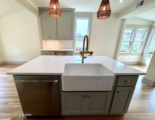 133 Stevenson Ave, Louisville, KY 40206