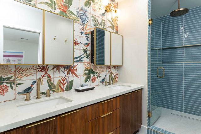 686 S Camino Real, Palm Springs, CA 92264