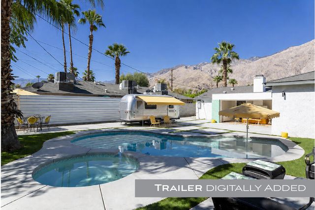 686 S Camino Real, Palm Springs, CA 92264