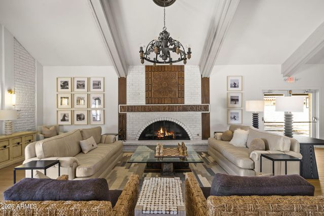 5770 N SCOTTSDALE Road, Paradise Valley, AZ 85253