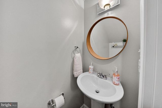 46 FLORIDA AVE NW, Washington, DC 20001