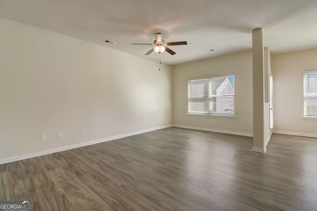 202 Southwind Circle, Newnan, GA 30265