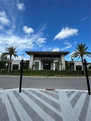 8001 NW 41 ST F-108, Doral, FL 33166