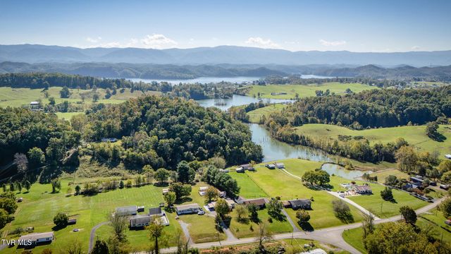 18212 Cleveland Road, Abingdon, VA 24211