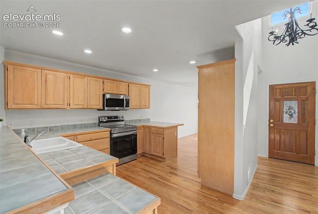 84 Luxury Lane, Colorado Springs, CO 80921