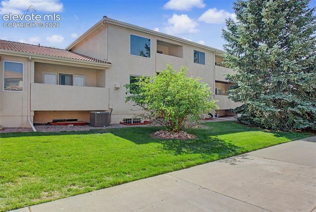 84 Luxury Lane, Colorado Springs, CO 80921