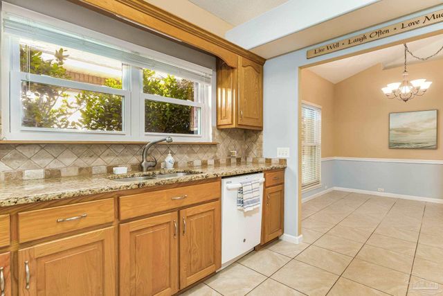 9925 Rail Cir, Perdido Key, FL 32507