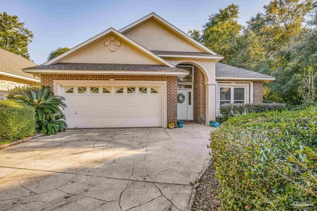 9925 Rail Cir, Perdido Key, FL 32507