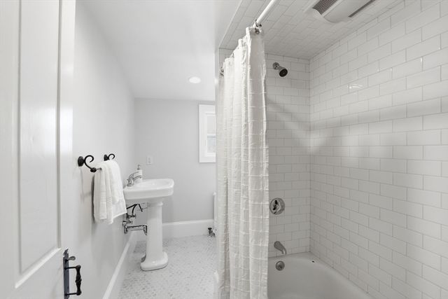 190 South Street A, Hingham, MA 02043