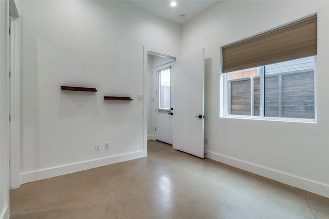 2124 Lovedale Avenue 101, Dallas, TX 75235