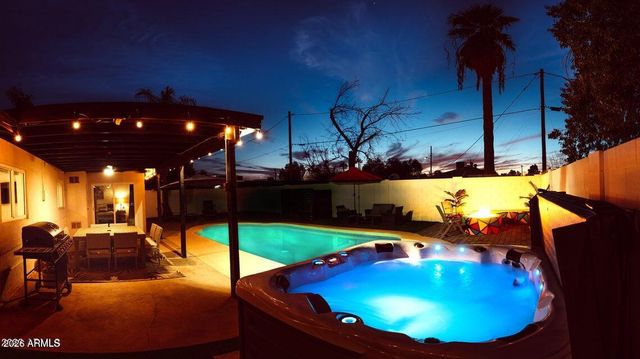 3102 N 35TH Street, Phoenix, AZ 85018