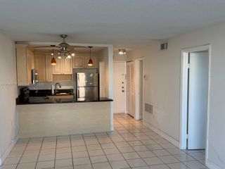 1990 Marseille Drive 303, Miami Beach, FL 33141