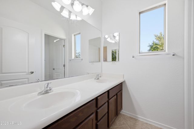 5643 E ALDER Avenue, Mesa, AZ 85206