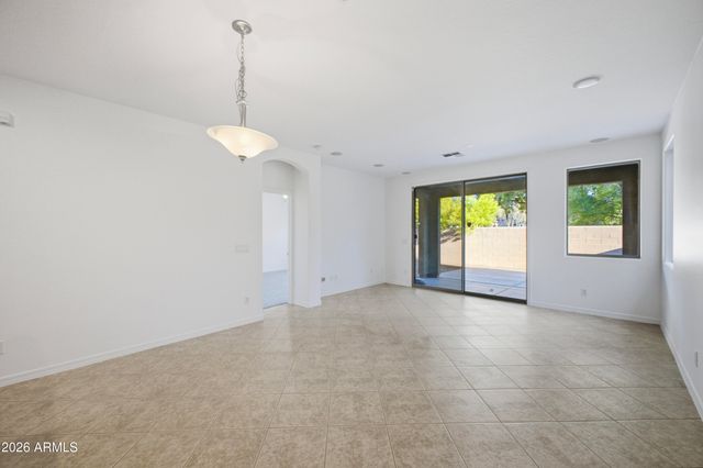 5643 E ALDER Avenue, Mesa, AZ 85206