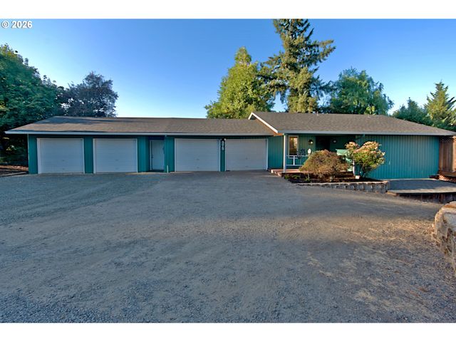 575 S 70TH St, Springfield, OR 97478