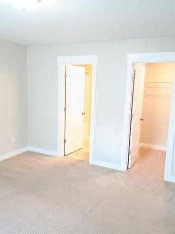 1497 Weatherbrook Circle, Lawrenceville, GA 30043