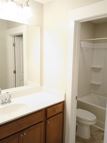 1497 Weatherbrook Circle, Lawrenceville, GA 30043
