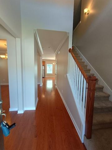 1497 Weatherbrook Circle, Lawrenceville, GA 30043
