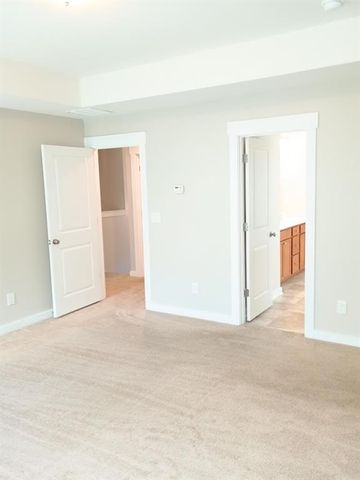 1497 Weatherbrook Circle, Lawrenceville, GA 30043
