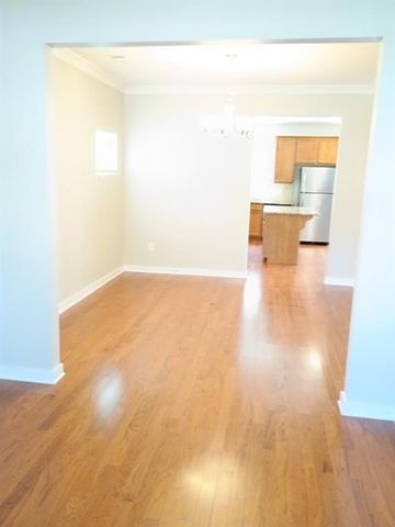 1497 Weatherbrook Circle, Lawrenceville, GA 30043