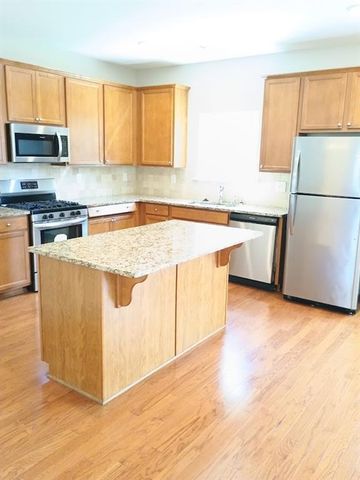 1497 Weatherbrook Circle, Lawrenceville, GA 30043