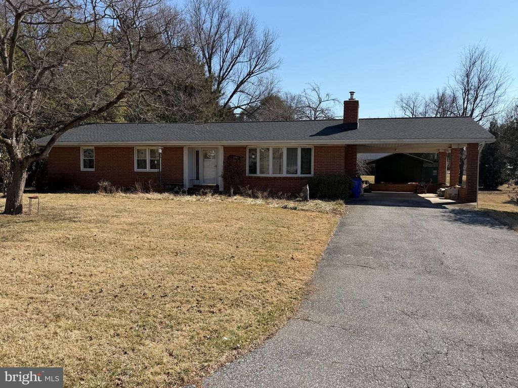 8966 CHAPEL AVE, Ellicott City, MD 21043