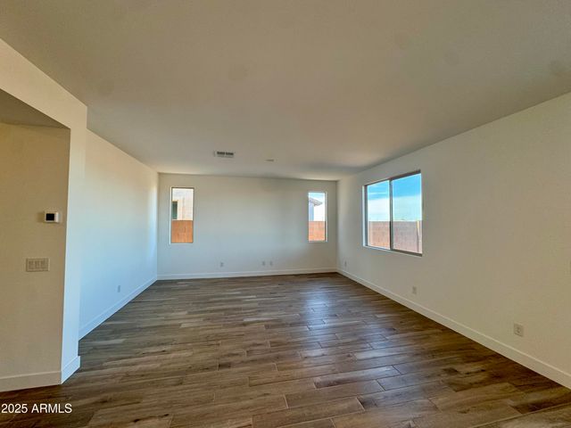 2908 E Mecklenburg Way, San Tan Valley, AZ 85143