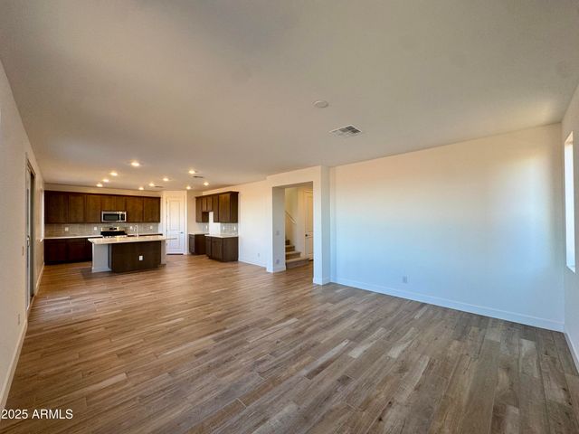 2908 E Mecklenburg Way, San Tan Valley, AZ 85143