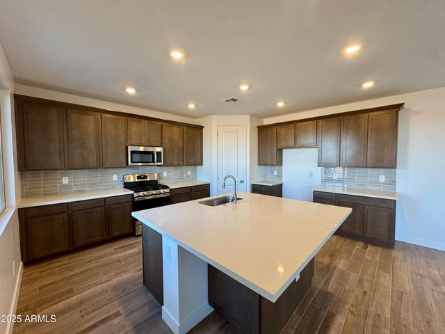 2908 E Mecklenburg Way, San Tan Valley, AZ 85143