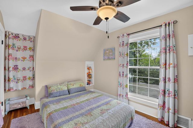 304 Columbia Circle, Waterloo, IA 50701