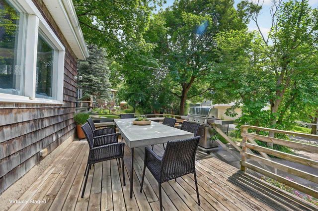 304 Columbia Circle, Waterloo, IA 50701
